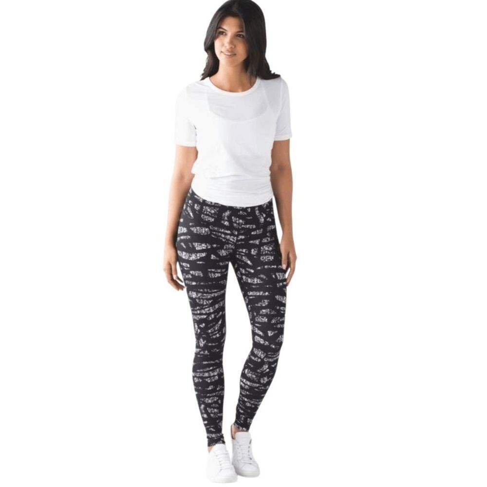 LULULEMON ATHLETICA Wunder Under Pant (Hi-Rise) Size 4 - Picture 3 of 7